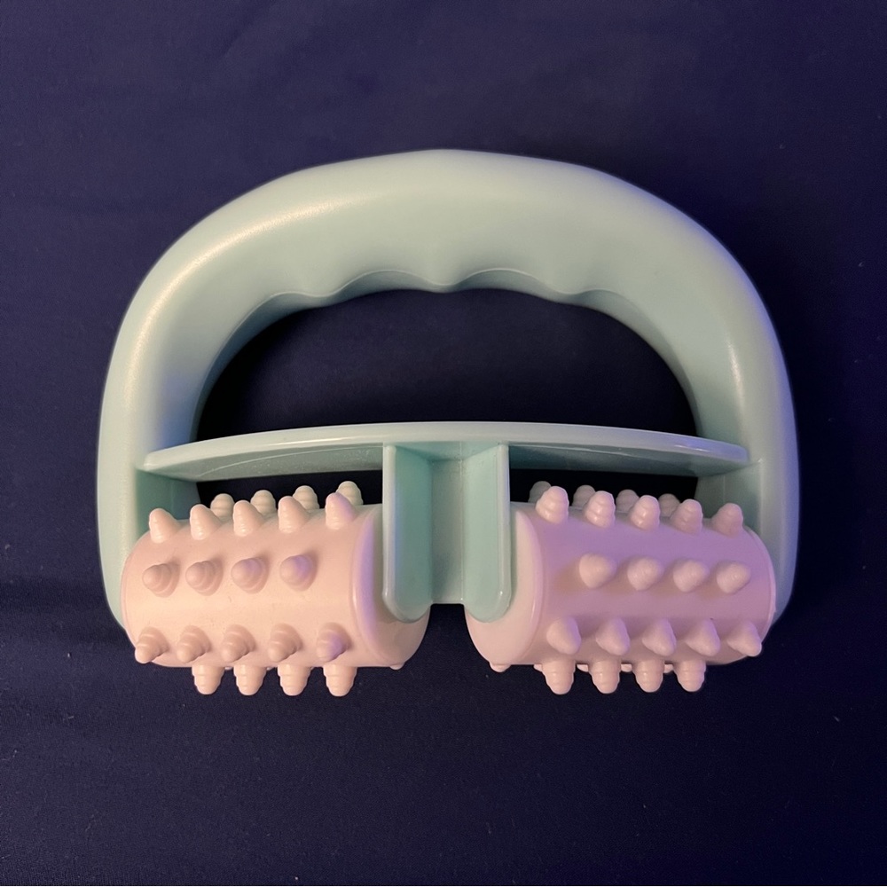 Legendairy Breast Massage Roller